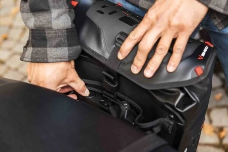 SAKWA BOCZNA SW-MOTECH SYSBAG WP DO V-LOC BLACK 11L