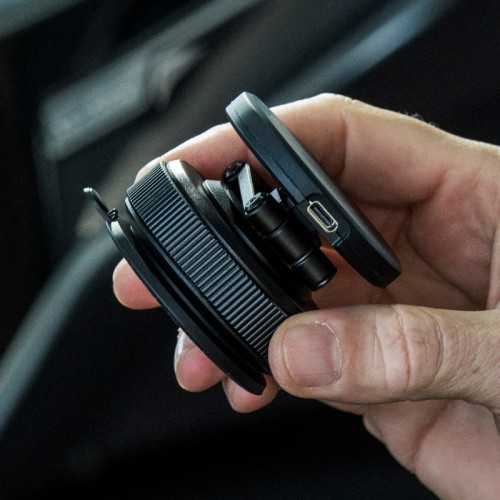Przejdź do produktu UCHWYT SAMOCHODOWY NA TELEFON SP CONNECT CHARGING SUCTION PRO SPC+